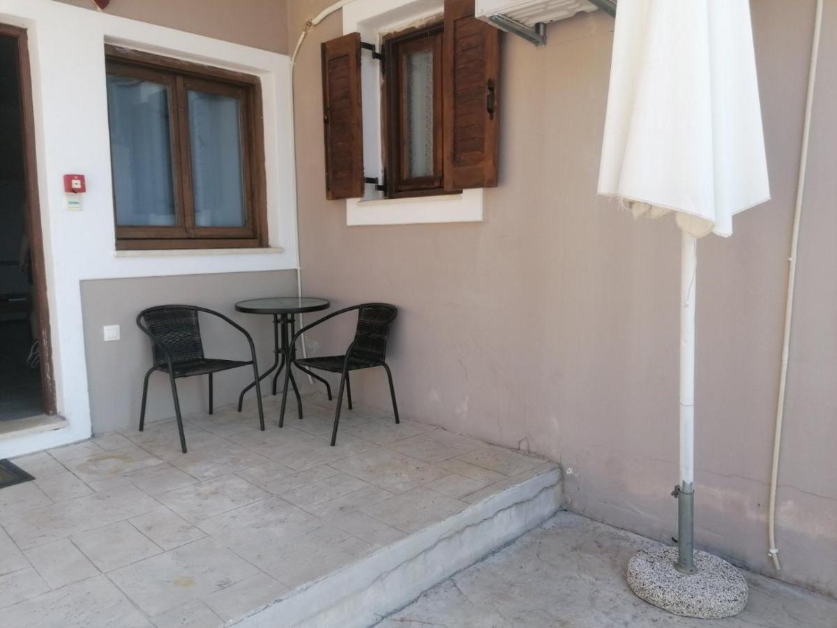 Ionion Fos Aparthotel Nikiana Exterior photo